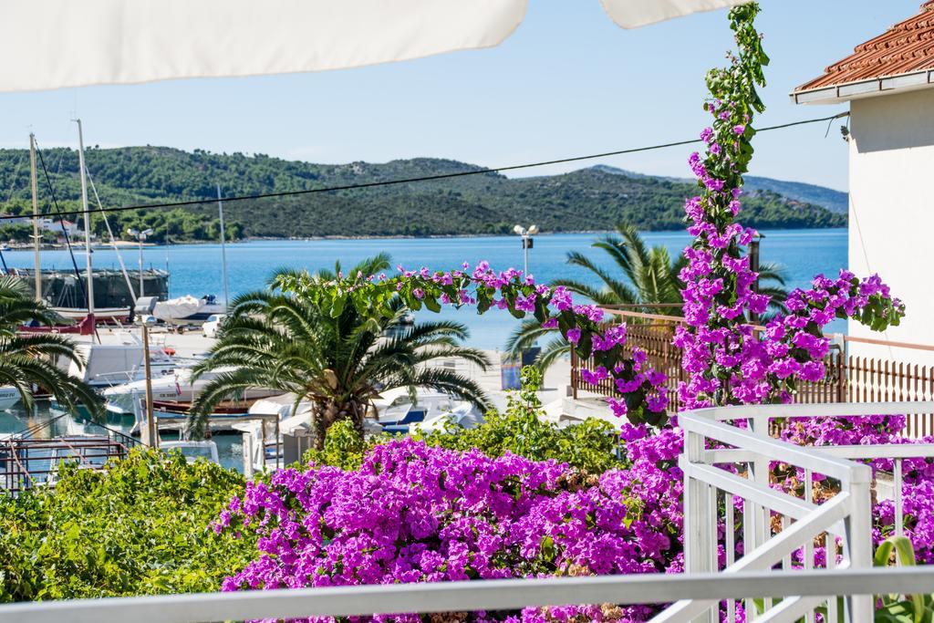 Apartments Vaska Trogir Extérieur photo
