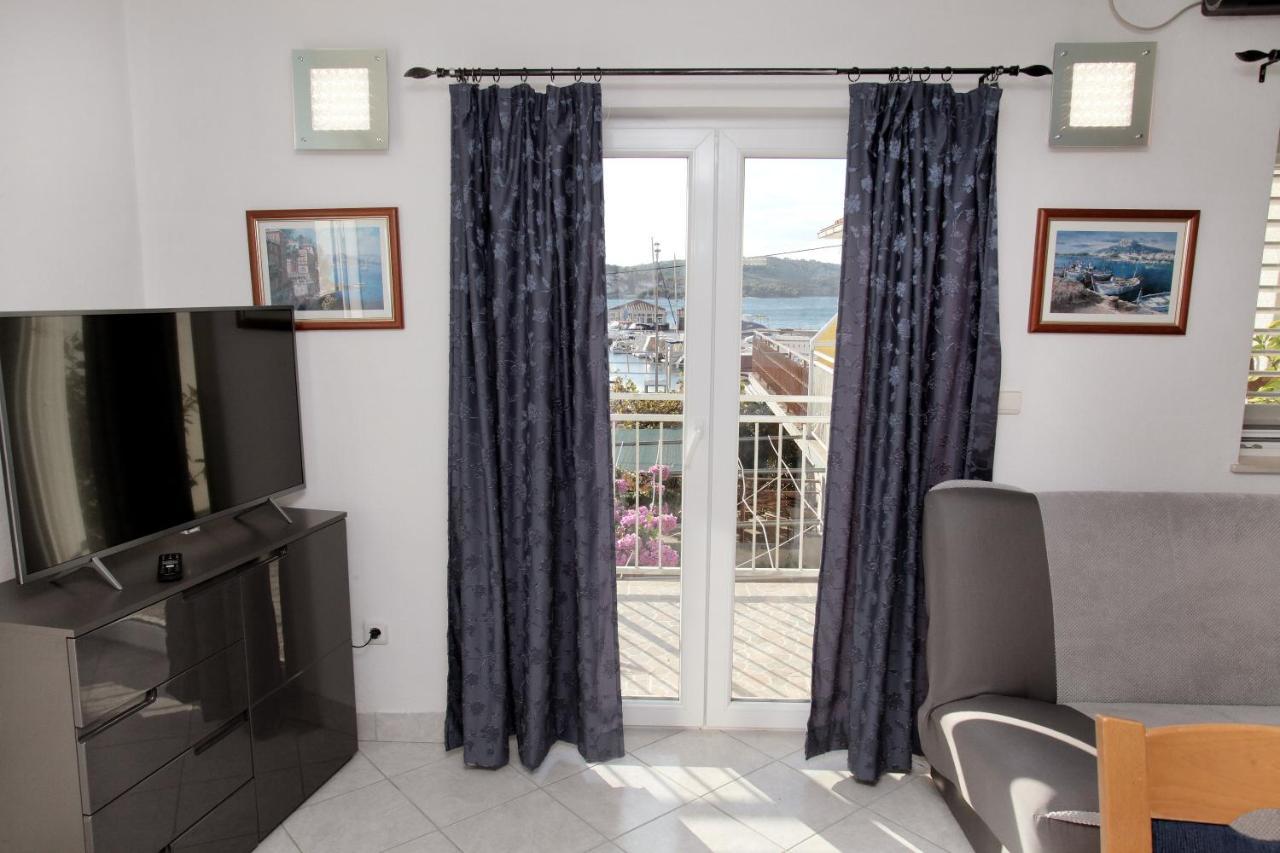 Apartments Vaska Trogir Extérieur photo