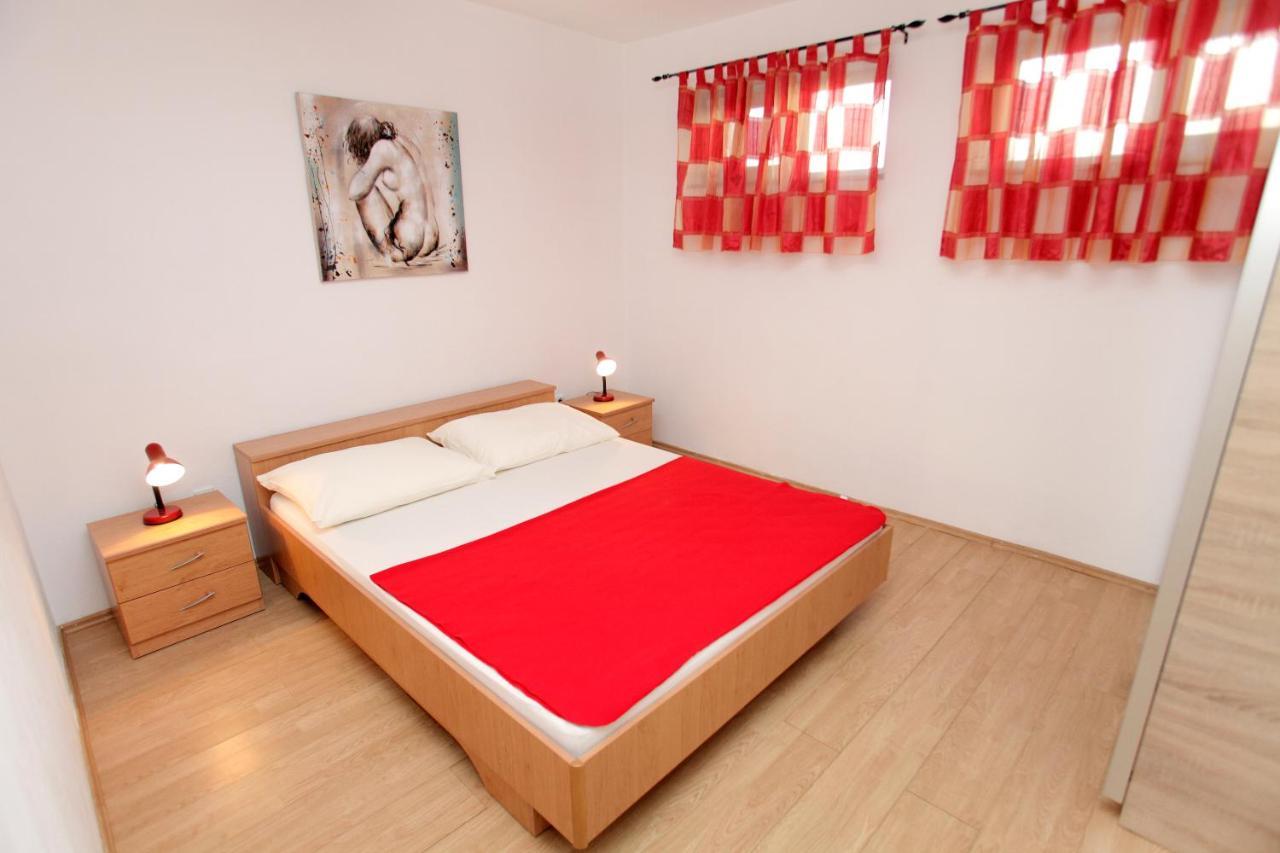 Apartments Vaska Trogir Extérieur photo